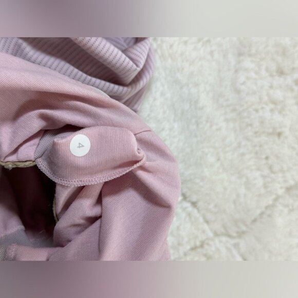 Lululemon back on track pink size 4 women’s athletic bra top waist adjustable - Picture 2 of 5